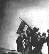 Maritime Service trainees during gunnery practice
