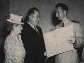 Joseph Nilssen receives medal
