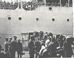 USNS Gordon loads troops at Baltimore for Berlin Crisis, 1962